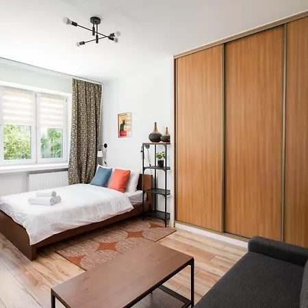 Metro Mlynow Comfort By Bookinghost * Varšava