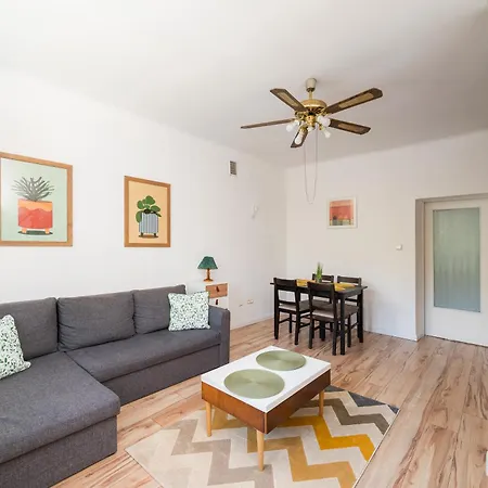 Metro Mlynow Comfort By Bookinghost *