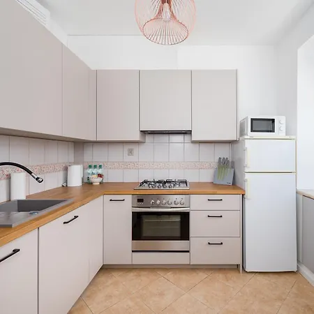 Apartman Metro Mlynow Comfort By Bookinghost *