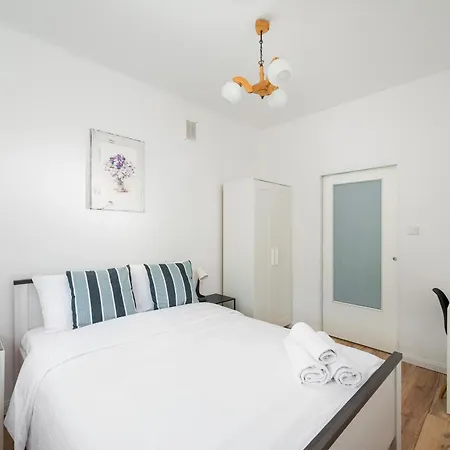 アパート Metro Mlynow Comfort By Bookinghost *